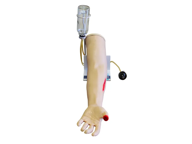 Фантом руки Зарница для обучения оказанию первой помощи